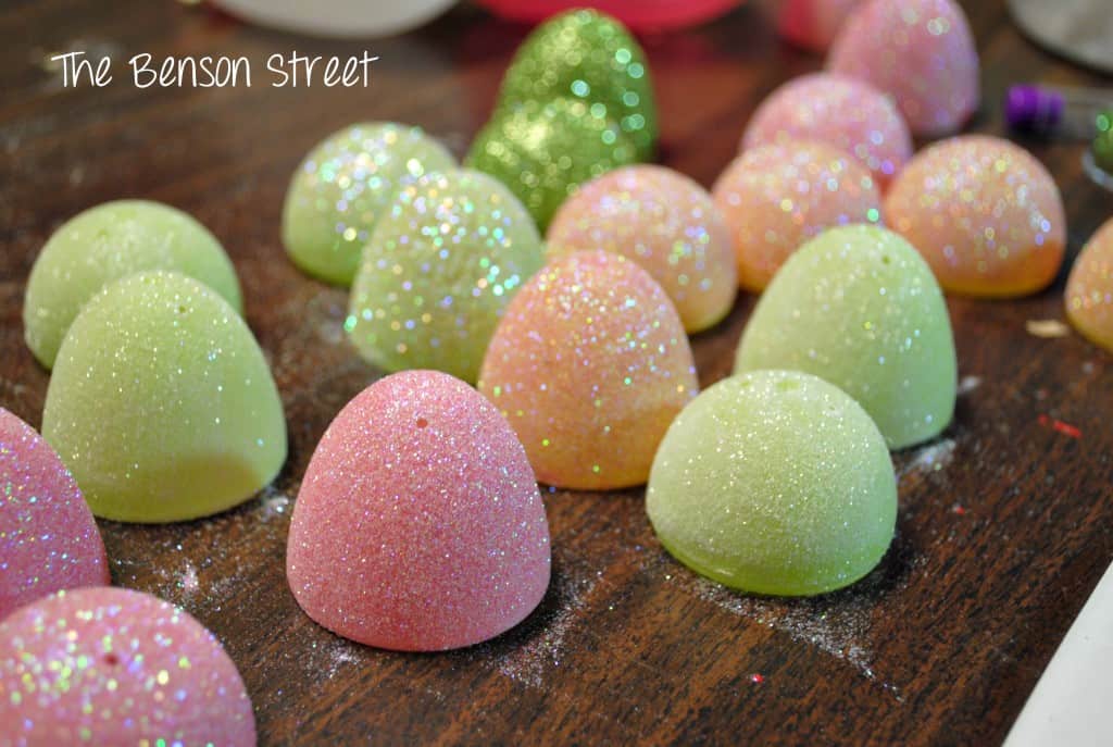 DIY Glitter Eggs at www.thebensonstreet.com 3