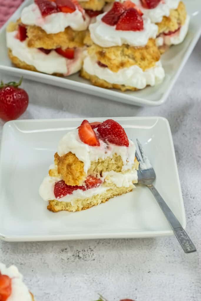 How to make Strawberry Shortcake from Scratch: Easy Recipe - The Benson ...