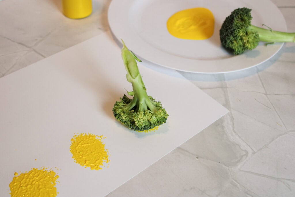 Broccoli Easter Chicks Craft for Kids