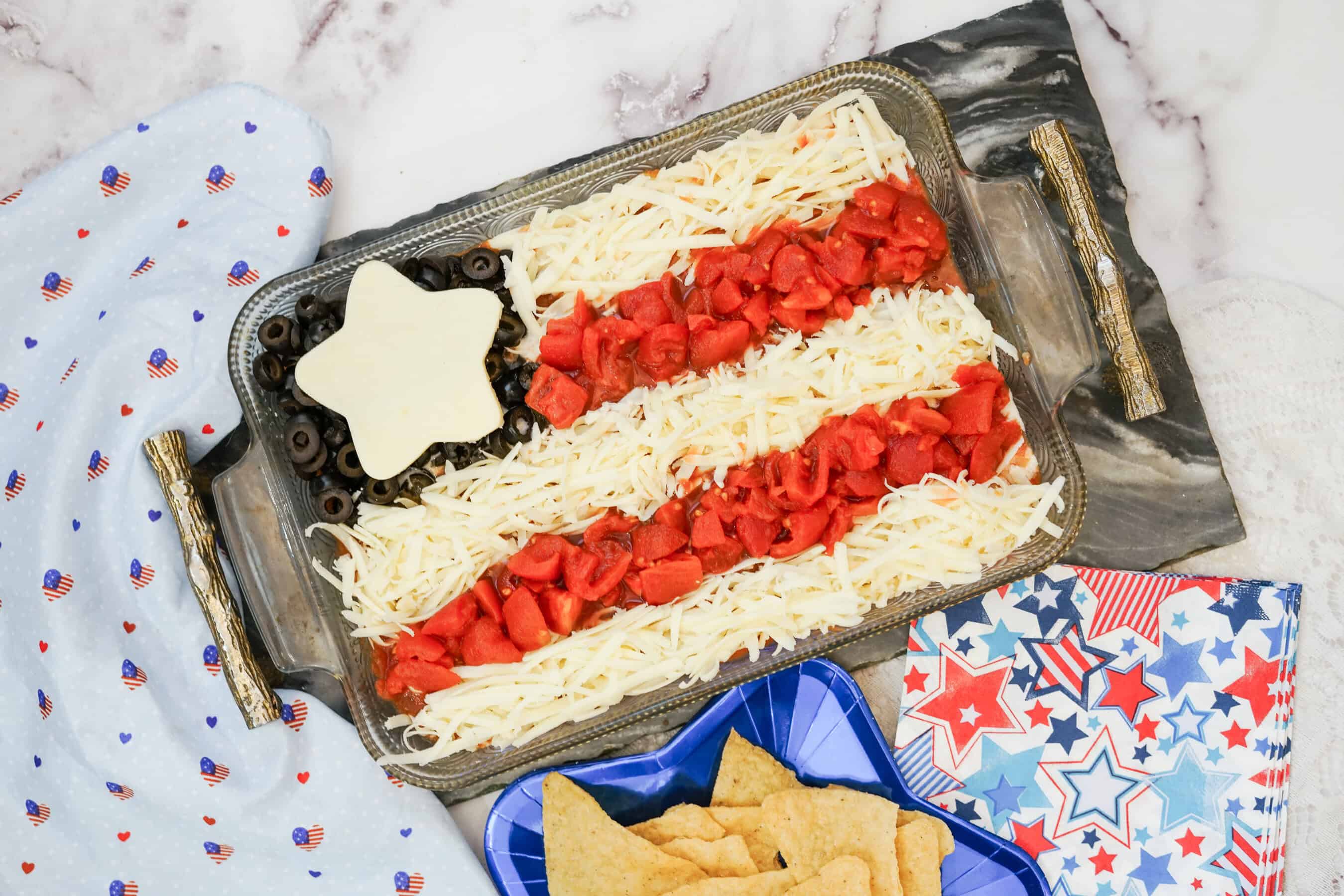American Flag Taco Dip â A Festive and Flavorful Patriotic Appetizer
